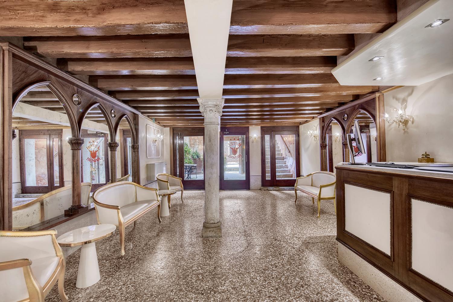 Hotel Pausania Venecia Exterior foto